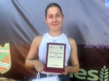 Страхотен успех за 18-годишна пловдивчанка! Трета титла и скок с 200 места в ранглистата