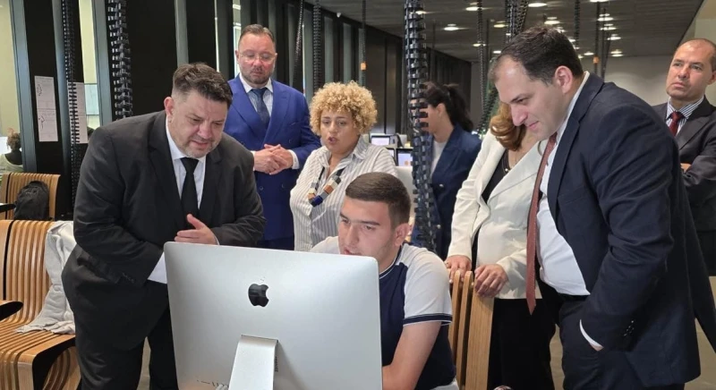 Атанас Зафиров проведе работни срещи с Тигран Хачатрян и Мхитар Айрапетян