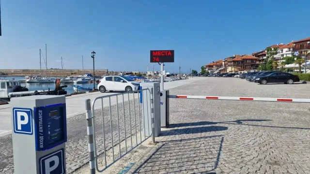 Свободен достъп за част от паркингите в Созопол с края на лятото