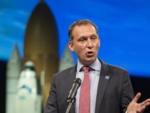 Дългогодишен научен директор на NASA идва в Бълария