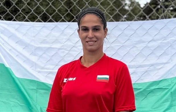Изабелла Шиникова на четвъртфинали на двойки в Тунис