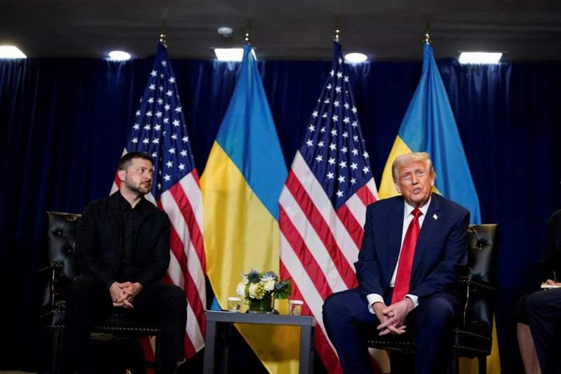 Тръмп: Страните от НАТО имат право да свалят руски самолети, които нарушават въздушното им пространство