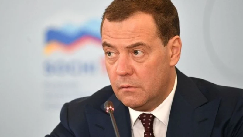 Медведев: САЩ трябва да се откажат от отслабването на Русия със санкции и мита. В противен случай рискът от пряк конфликт остава висок
