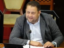 Балабанов към Попов: Знамето не е партийна собственост!