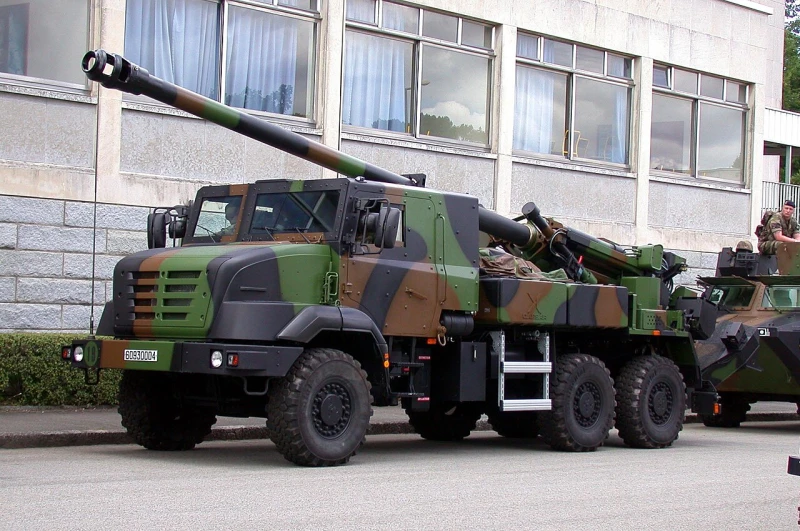 Военна техника на Франция ще прекоси България