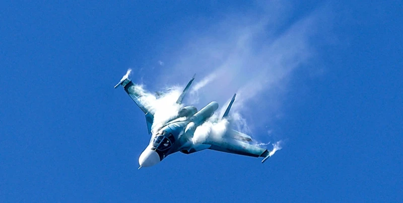 Украинските ВВС свалиха руски изтребител-бомбардировач Су-34 над Запорожие