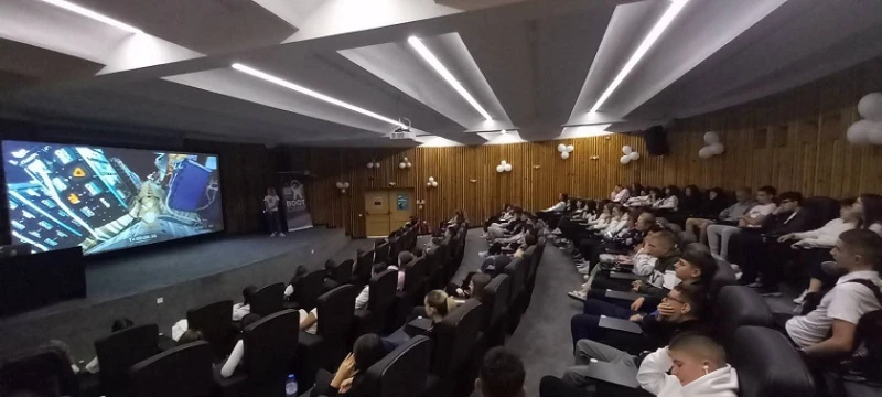 Над 650 ученици от Смолян участваха в Пътуващия фестивал на науката