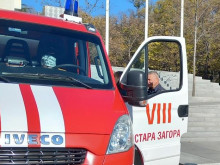 Джип, моторна лодка и три коли изгоряха при пожар в старозагорско село