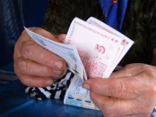 Без заявление: Пенсионерите вече ще могат да получават пенсията си от всяка пощенска станция