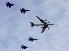 САЩ вдигнаха изтребители в небето заради руски Ту-95 и два Су-35 близо до Аляска