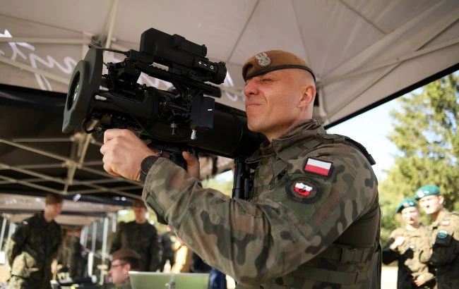 Gazeta Wyborcza: Полша иска да сваля руски цели над Украйна без одобрението на НАТО и ЕС