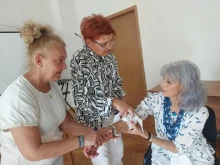 Медиците от детските градини и училищата в "Южен" с опреснително обучение по първа помощ