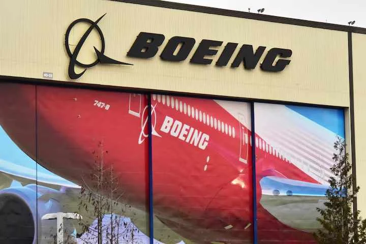 Турция ще закупи над 200 пътнически самолета Boeing