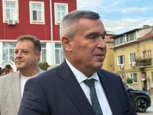 Министър Тахов: Очакваме над 50 магазина за хората да отворят непосредствено преди Нова година