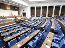 Социолог за липата на кворум: Естествено е опозицията да се възползва
