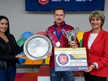 Весела Лечева участва в дискусия за спортната стрелба във Франкфурт