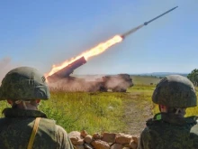 Руското МО: Русия атакува украински военнопромишлен комплекс и летище