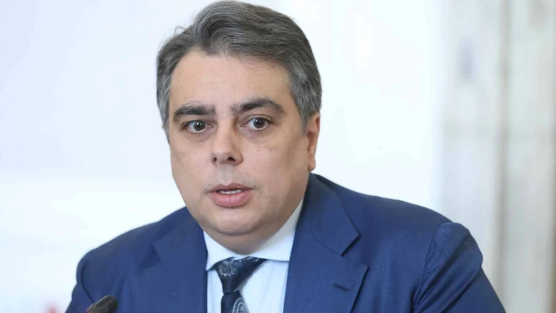 Асен Василев остава председател на "Продължаваме Промяната"