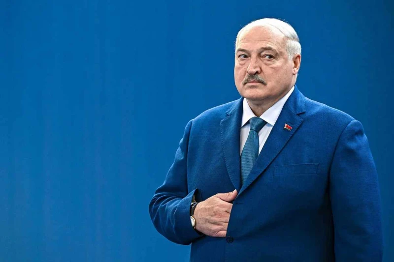 Лукашенко обеща на НАТО незабавен отговор, ако руски или беларуски самолети бъдат свалени