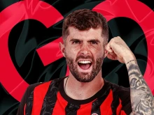 Милан доминира над Наполи на почивката