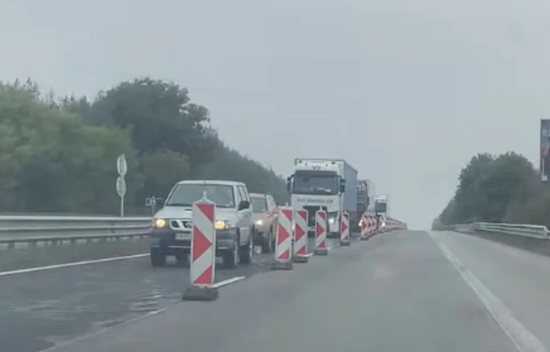 Движението на АМ "Тракия" буквално е застинало