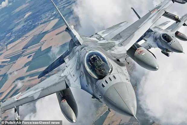 NATOはロシアの飛行機をダウンロードするための新しい計画を検討しています