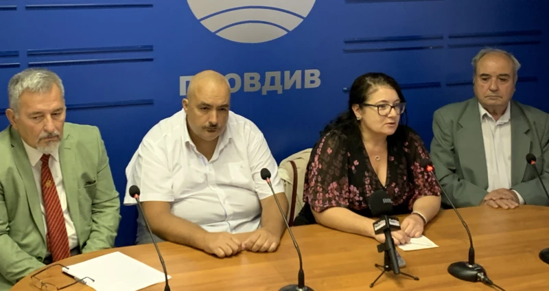 Математическата гимназия в Пловдив става на 55 години