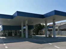 Касиер на бензиностанция в Стара Загора е пострадал след сбиване с клиенти 