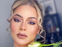 Днес става на 36, виждали сте я по телевизията