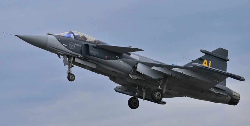 МО на Украйна: За първи път Киев ще получи шведски изтребители Gripen