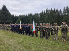 Български военнослужещи от Сухопътните войски на международно учение в Румъния
