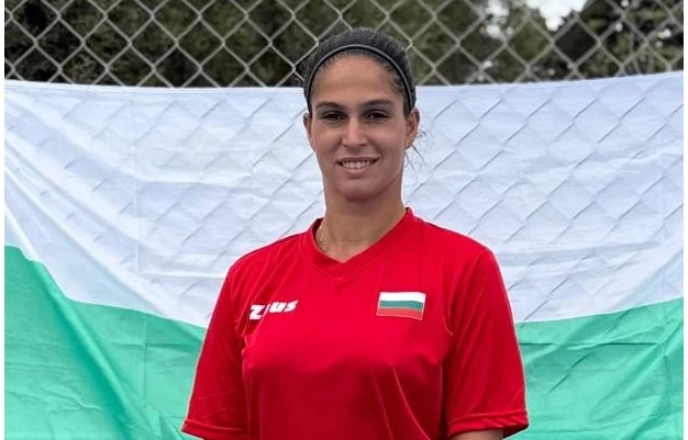 Изабелла Шиникова се класира за втори кръг на турнир в Турция