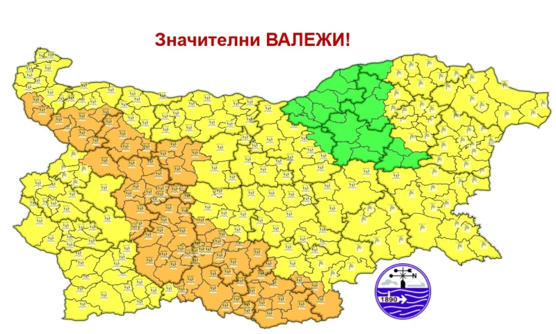 Много лошо време в цялата страна – предупрежденията за значителни валежи са от първа и втора степен