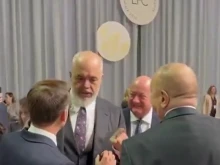 Еди Рама се подиграва на Тръмп: Защо не ни поздрави за края на войната с Азербайджан