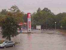 Кръстовище в Пловдив е под вода