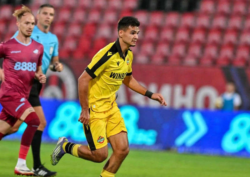 Никола Илиев получи повиквателна за България U21