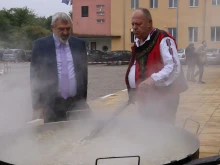 Зимна гозба с четири вида сушени зеленчуци бе хит на фестивала "Тръстенишка есен"