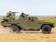 Руснаците "възкресяват" съветския БТР-40 като брониран пикап "Легионер", построен на базата на наследника на ГАЗ-66