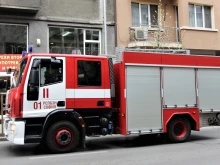 Пожар в жилищна сграда в София