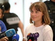 Грета Тунберг: Държаха ме в килия, гъмжаща от дървеници, нямах достатъчно вода и храна