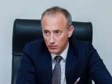Министърът на образованието идва в Пловдив и Асеновград