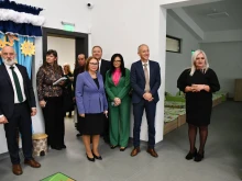 Министър откри уникална детска градина близо до Пловдив