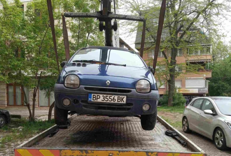 �� 9 ������ �� ��������� ��� 3500 ������� �� �������� ���� � �����