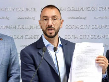 Антон Хекимян отговори на Бобчева: Опитите за политизиране на темата - няма да помогнат