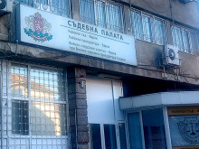 Съд във Варна наказа мъж, посредничил за доставка на авточасти, но свил парите