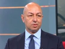 Ножаров за средната заплата: Взимат се 50% от възнагражденията на хора, които работят при вредни условия