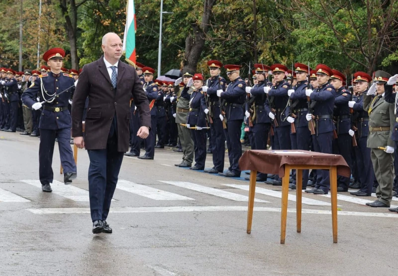 Премиерът на България обеща увеличение на заплати