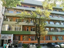 Дете откарано спешно в болница в Пловдив, майката не знае кои са бащите и на останалите пет
