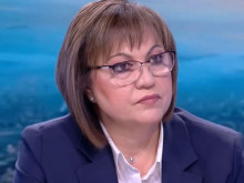 Нинова към Трифонов: Слави, Слави, на кой бряг се оказа ти сега?