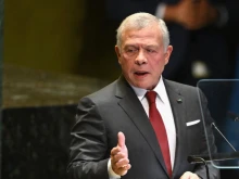 Йорданският крал Абдула и Антонио Коща се отправиха към срещата на върха в Египет